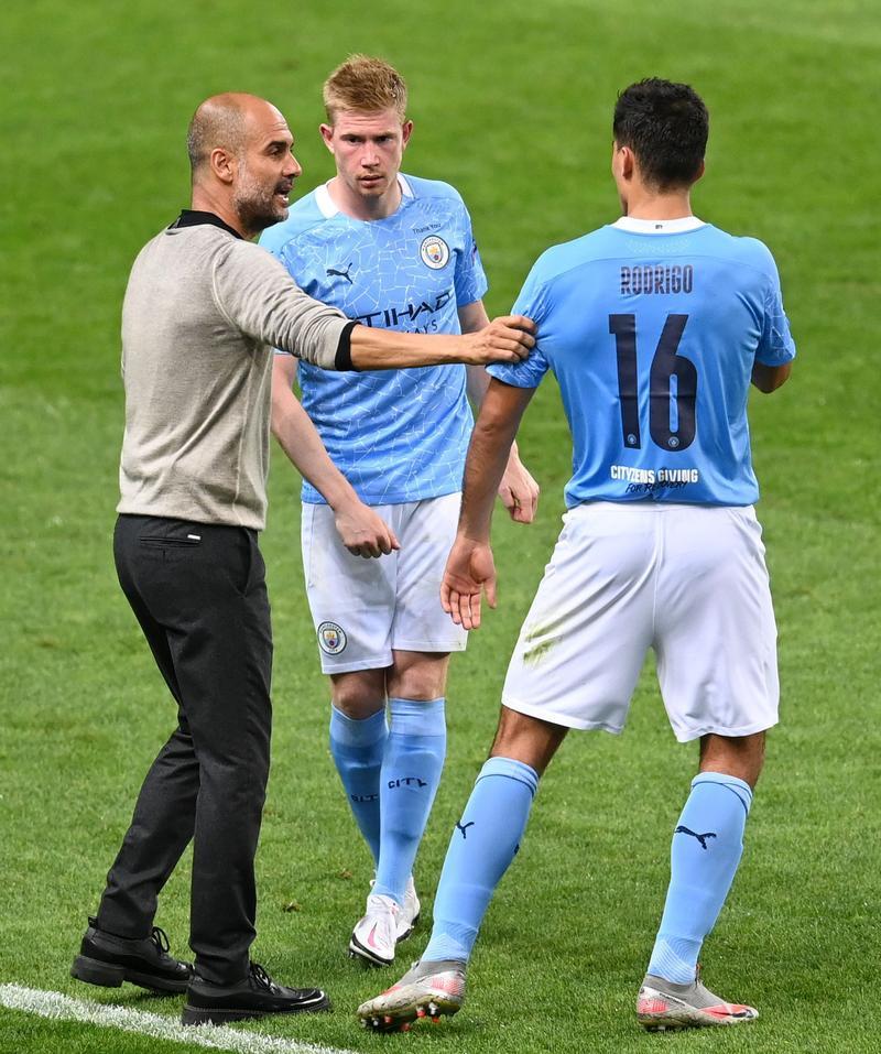 开云官方网站登录德布劳内意外战胜巴塞罗那，锐不可当引爆全场！再创辉煌时刻(德布劳内集锦2020)