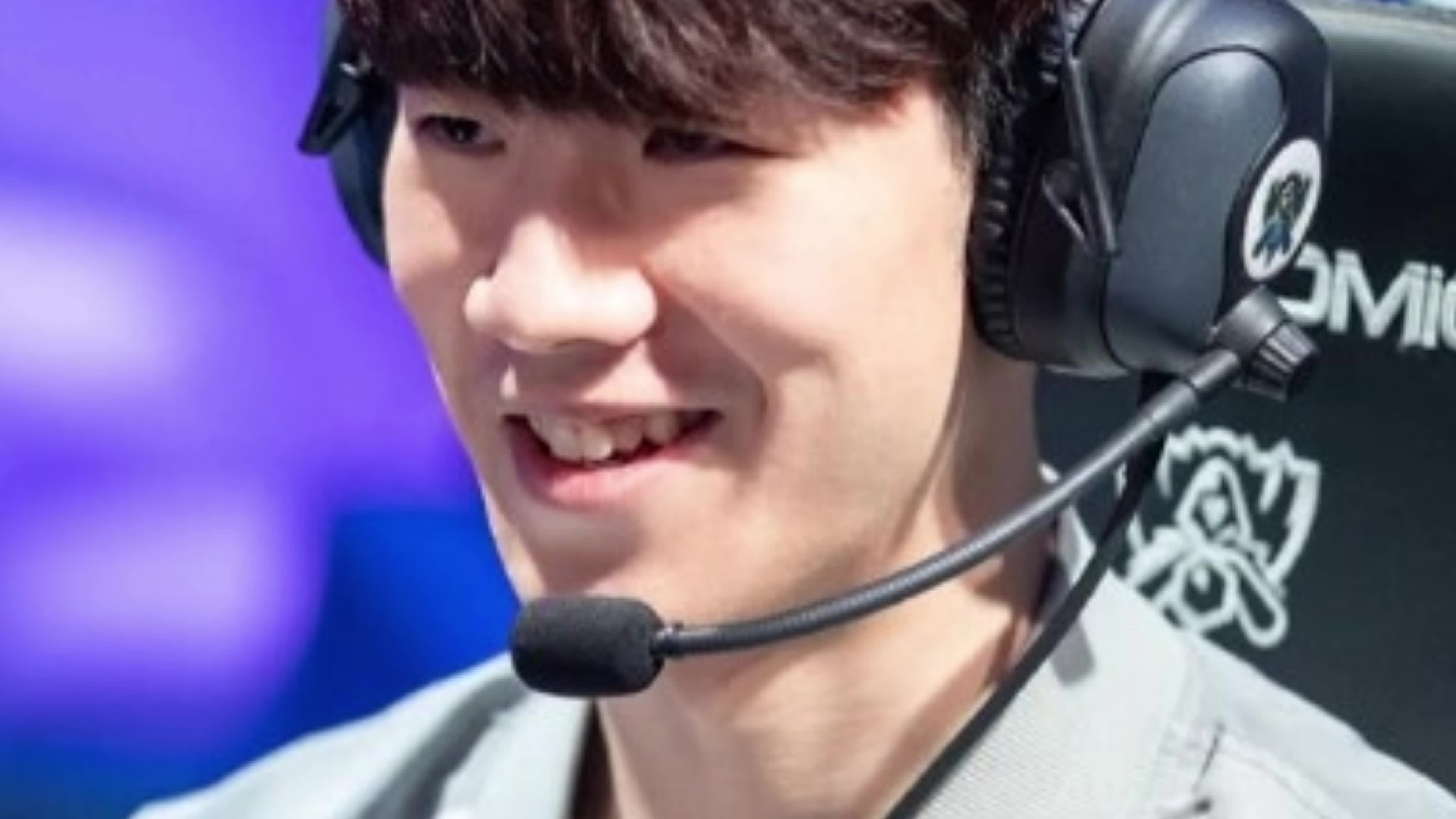 Kaiyun体育平台关于TheShy在塞尔维亚队比赛中回归赛场,逆转引发热议!的信息